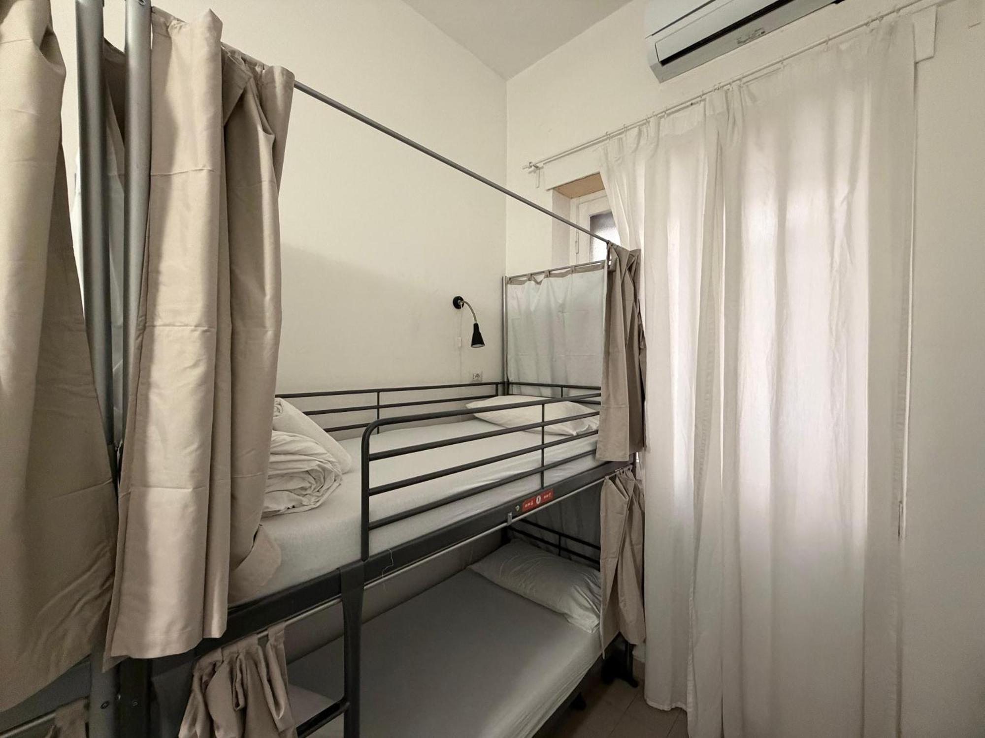 Bed 4-Bed Female Dormitory Room