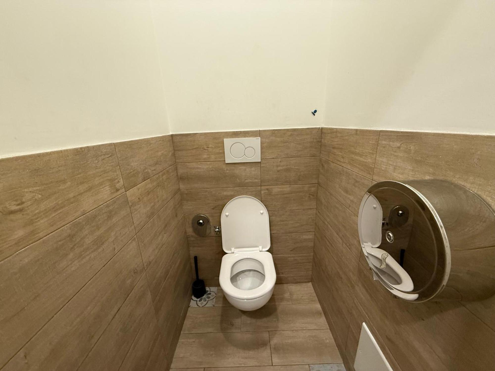 Bed 4-Bed Mixed Dormitory Room Ensuite